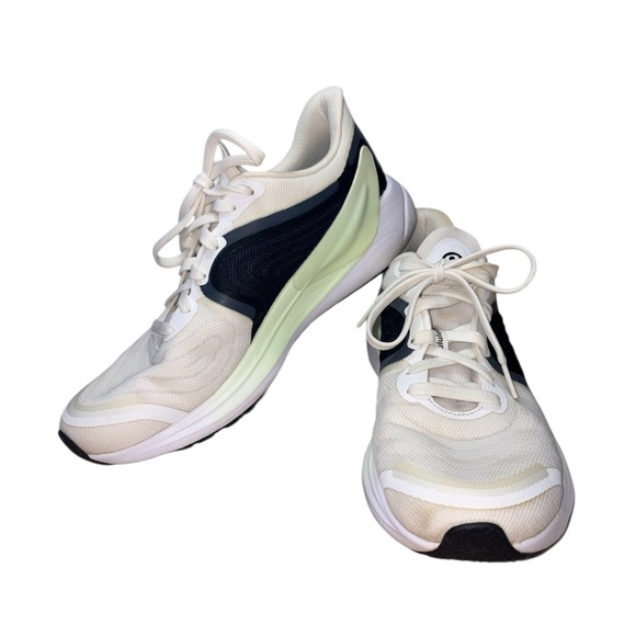 lululemon athletica Shoes - Lululemon Women’s Blissfeel 2 Running Shoe White/Black/Kohlrabi Green Size 11
